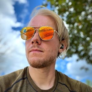 Meet your Posher, Evan